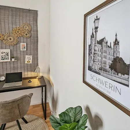 Διαμέρισμα Wohnglueck Direkt Am Pfaffenteich Σβερίν